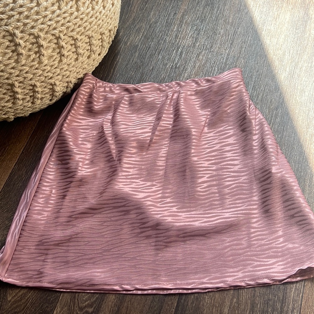MADISON MINI SKIRT IN ROSETTE
